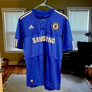 2009/10 Authentic Chelsea Primary Kit with Drogba On Back